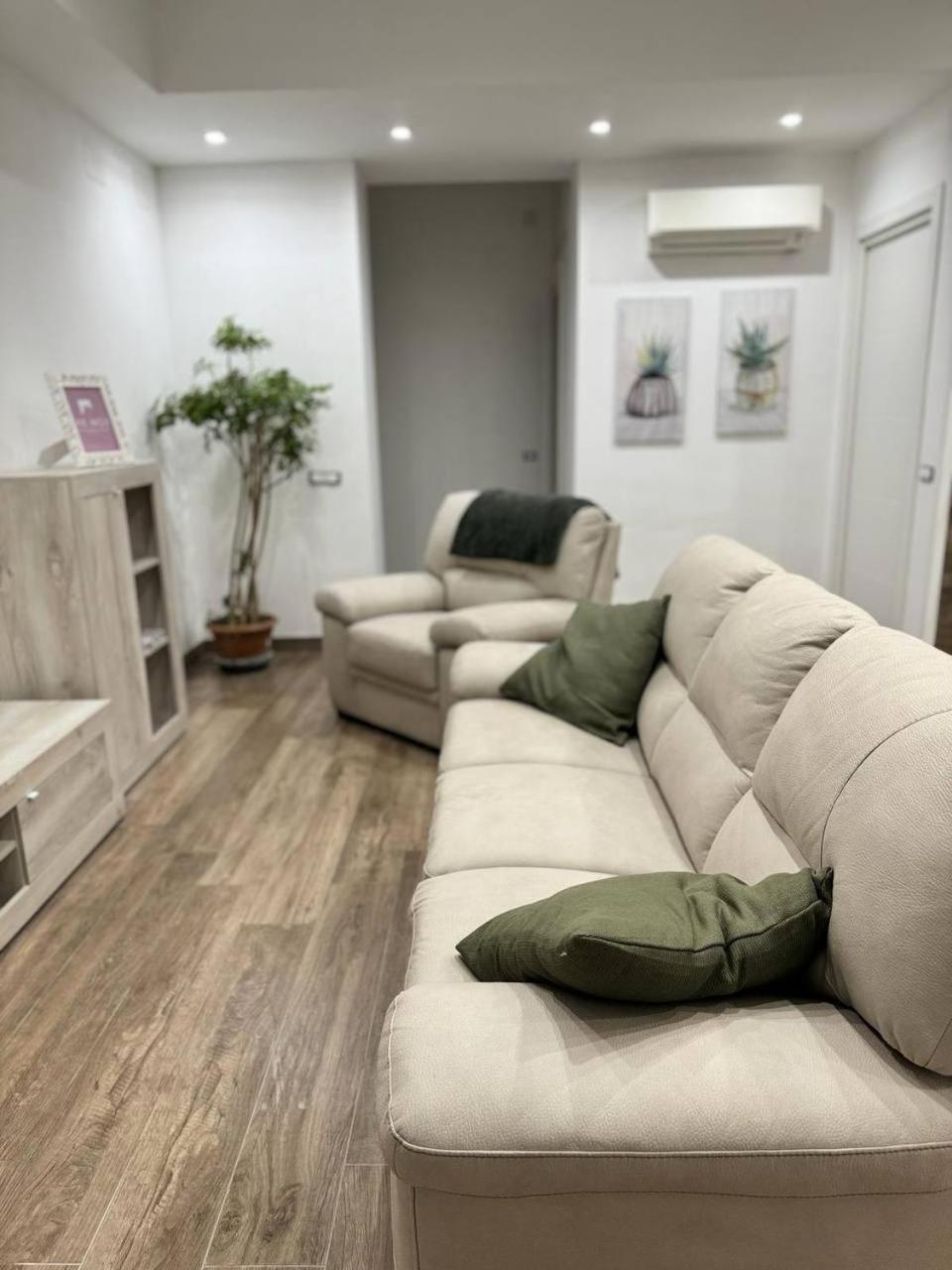 Apartament 280 Mt Dalla Metro The Mox Luxury Apartament Neapol Zewnętrze zdjęcie