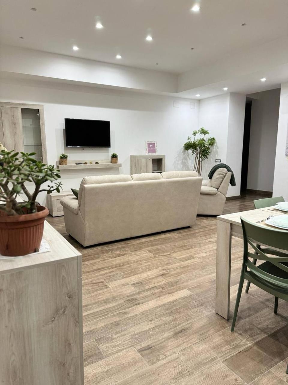 Apartament 280 Mt Dalla Metro The Mox Luxury Apartament Neapol Zewnętrze zdjęcie
